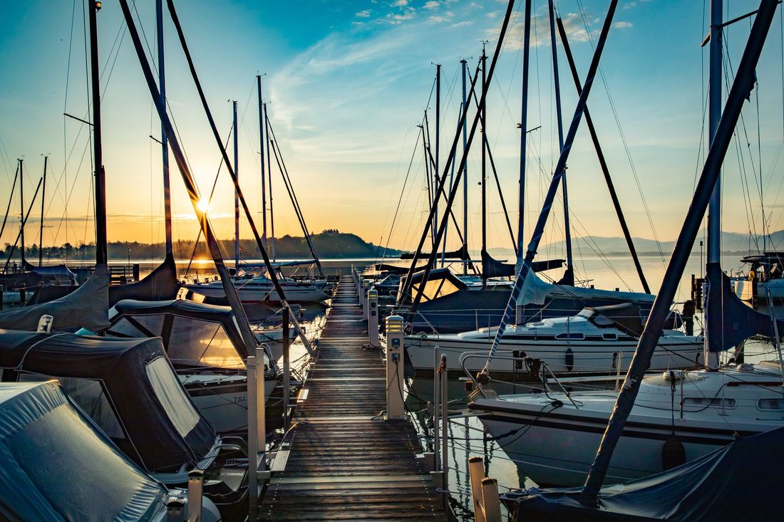 Sonnenaufgang am Yachthotel