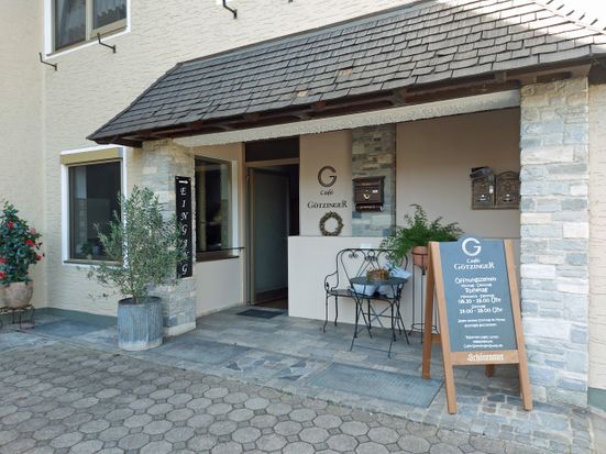 Petting_Cafe Götzinger_SZ_20231013_123351