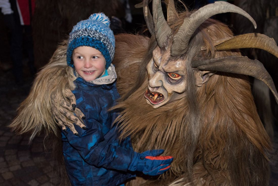 Stoa Perchten in Waging am See