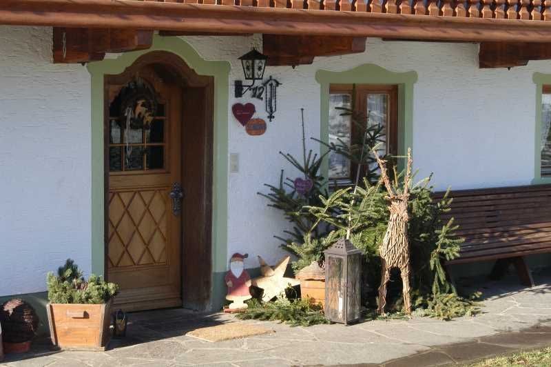 Hauseingang im Winter