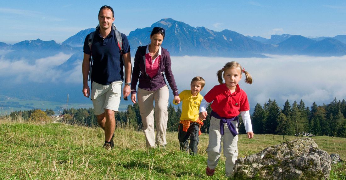 familie_beim_wandern_6