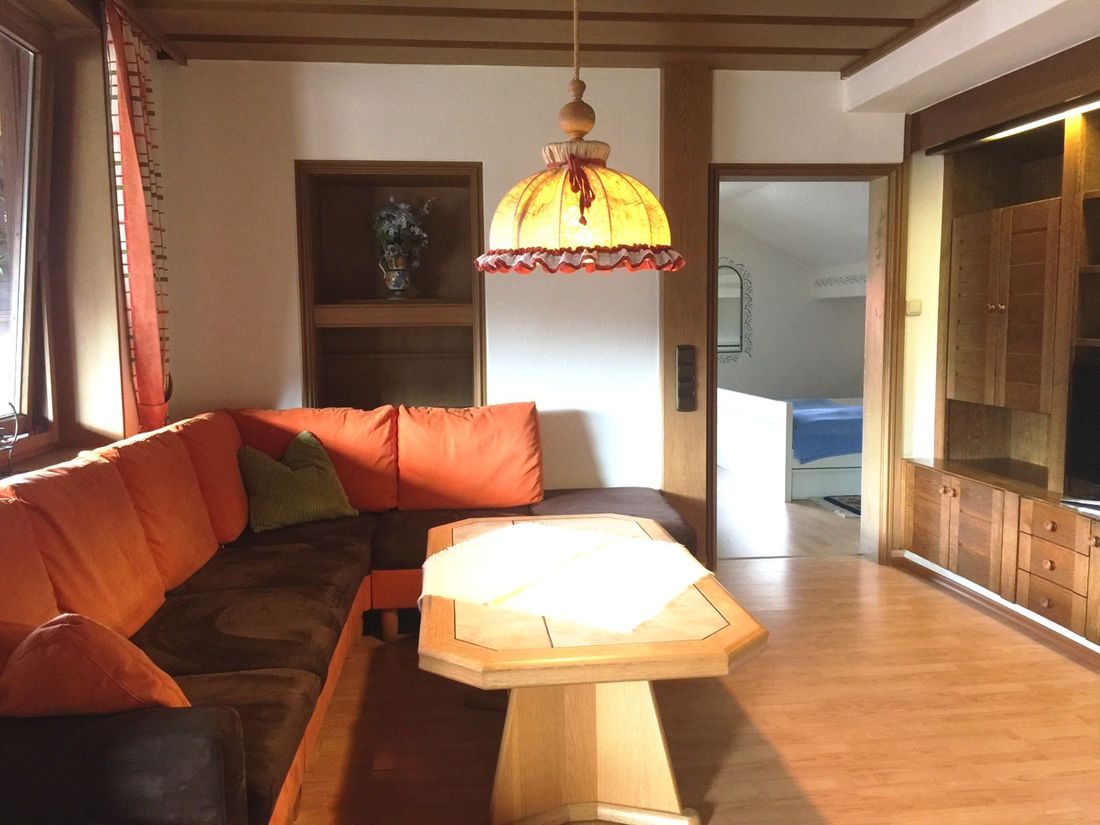 Wohnzimmer App. 12