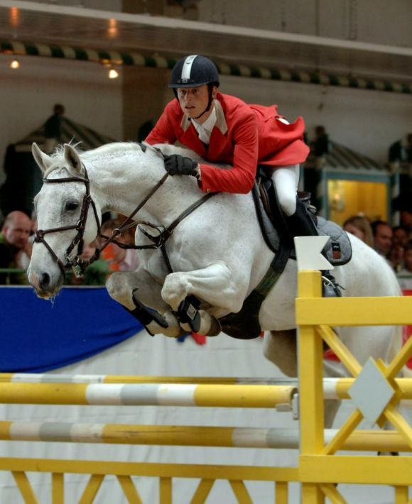 hallenturnier-springen-580-710