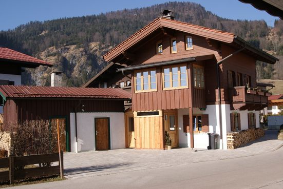 Hausansicht beim Schlenz.jpg