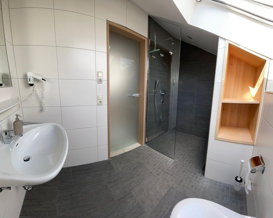 Dusche/WC 2