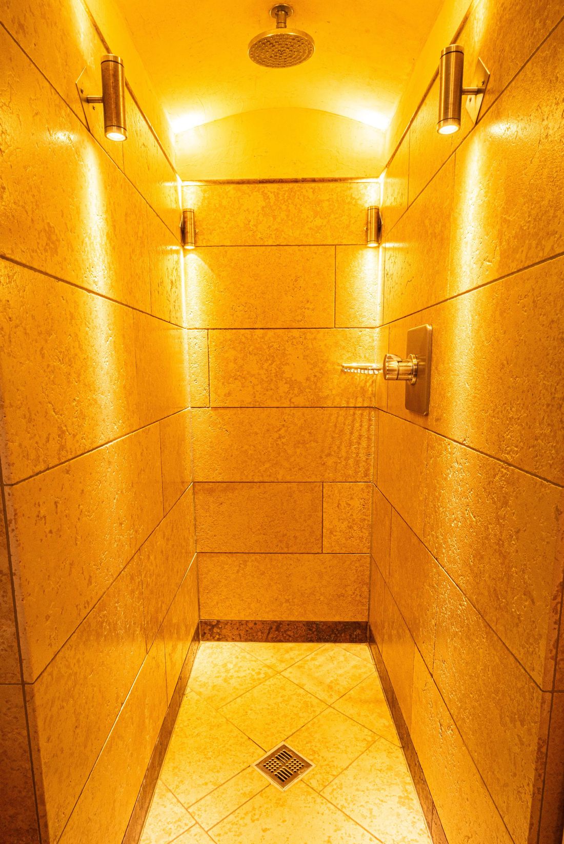 Hotel Steffl - Wohlfühlbereich - Erlebnisdusche