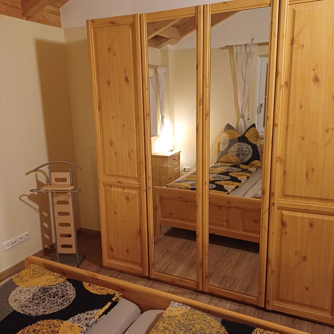 Schlafzimmerschrank