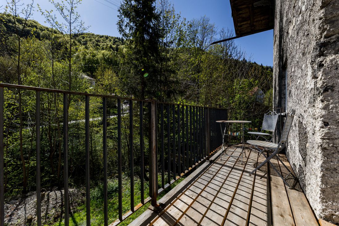 Sonniger Balkon auf der Ostseite