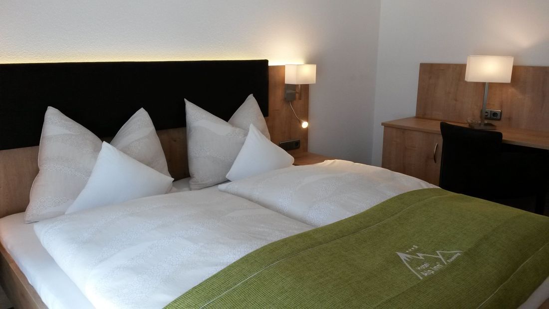 Doppelzimmer buchbar für zwei Personen