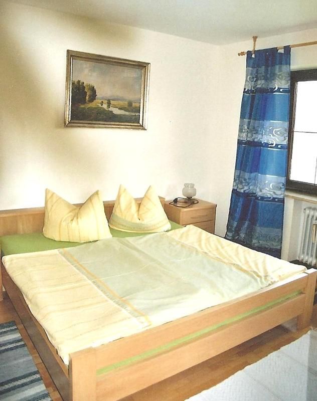 Schlafzimmer 2