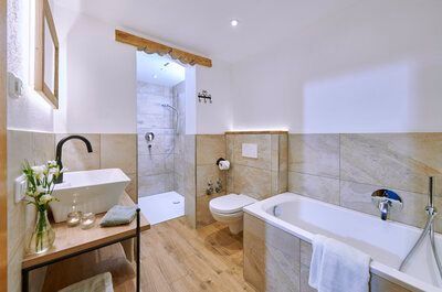 Bad in der Wohnung "Sonnenseite"