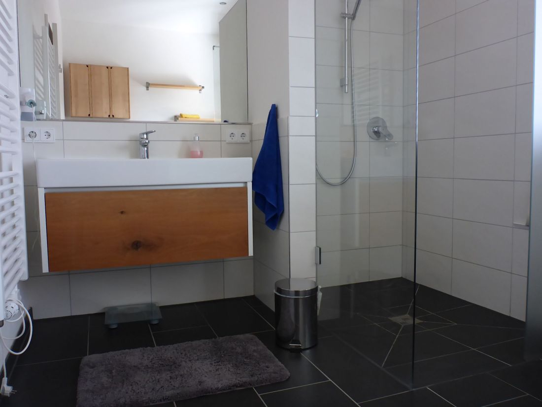 Elternbad (Dusche)