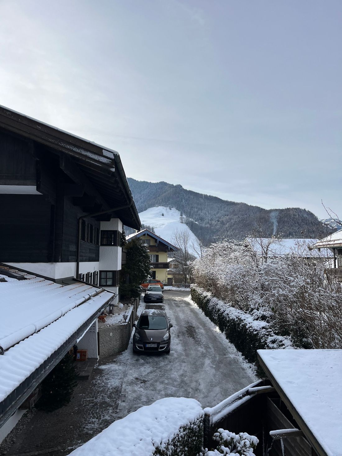 Blick auf Balsberg im Winter