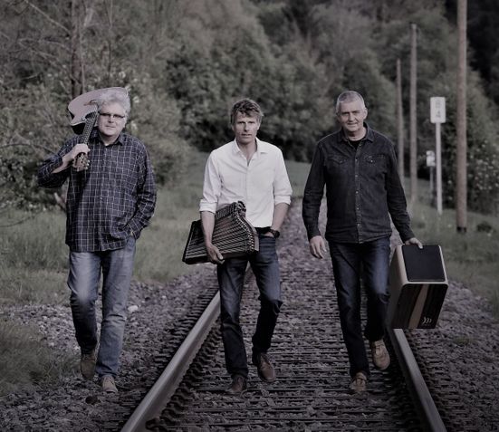 Trio Surmonte