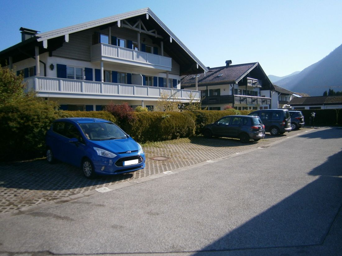 Haus mit Parkplatz - Ferienwohnung Hochlerchblick