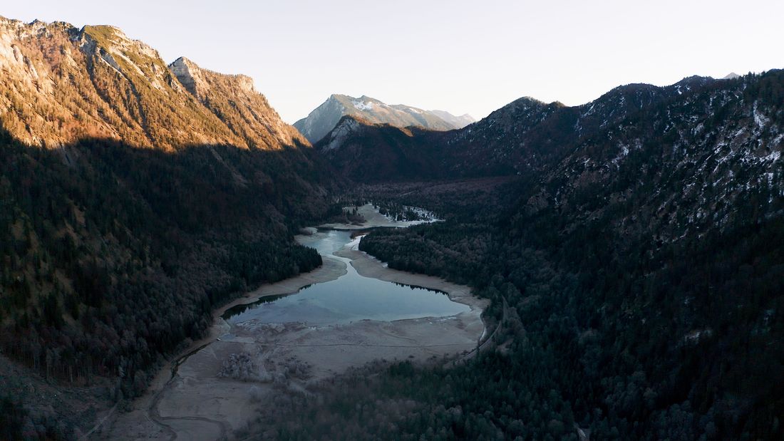 Blick auf das Drei-Seen-Gebiet zwischen Reit im WInkl und Ruhpolding im Spätherbst