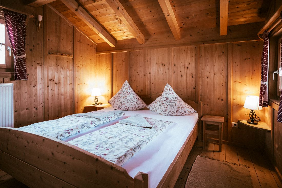 Schlafzimmer Holzblockhütte