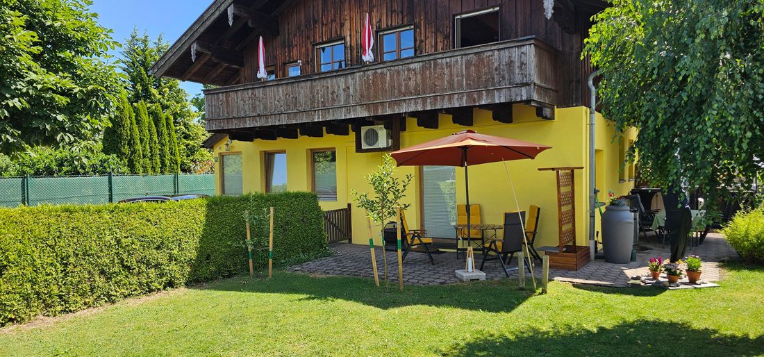 Terrasse im Sommer
