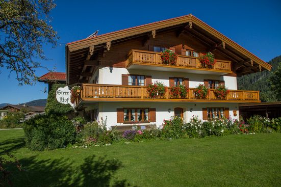 house view in summer