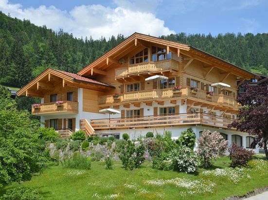Haus Landenhammer Sommeransicht