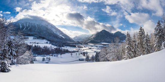 Blick aufs winterliche Ruhpolding