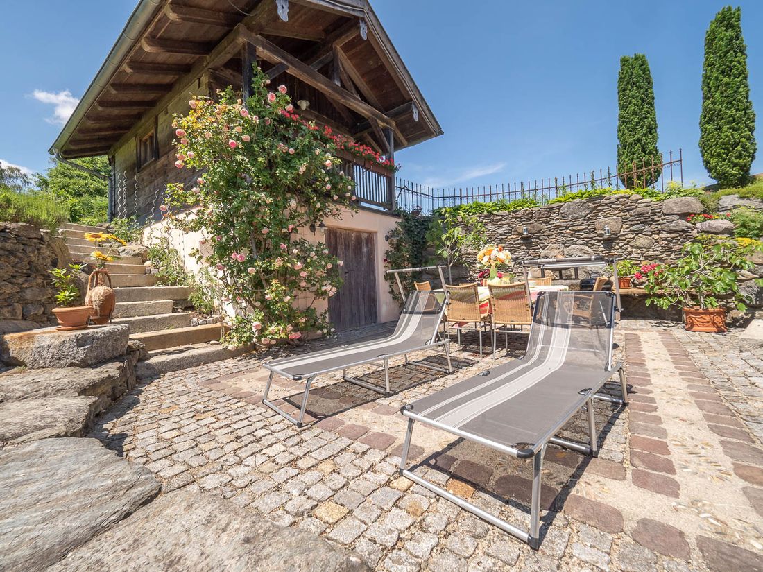 Aussenbereich Senkterrasse