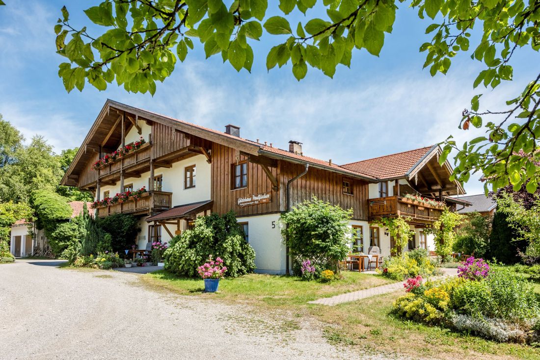 Unser Haupthaus mit den Wohnungen 1-8