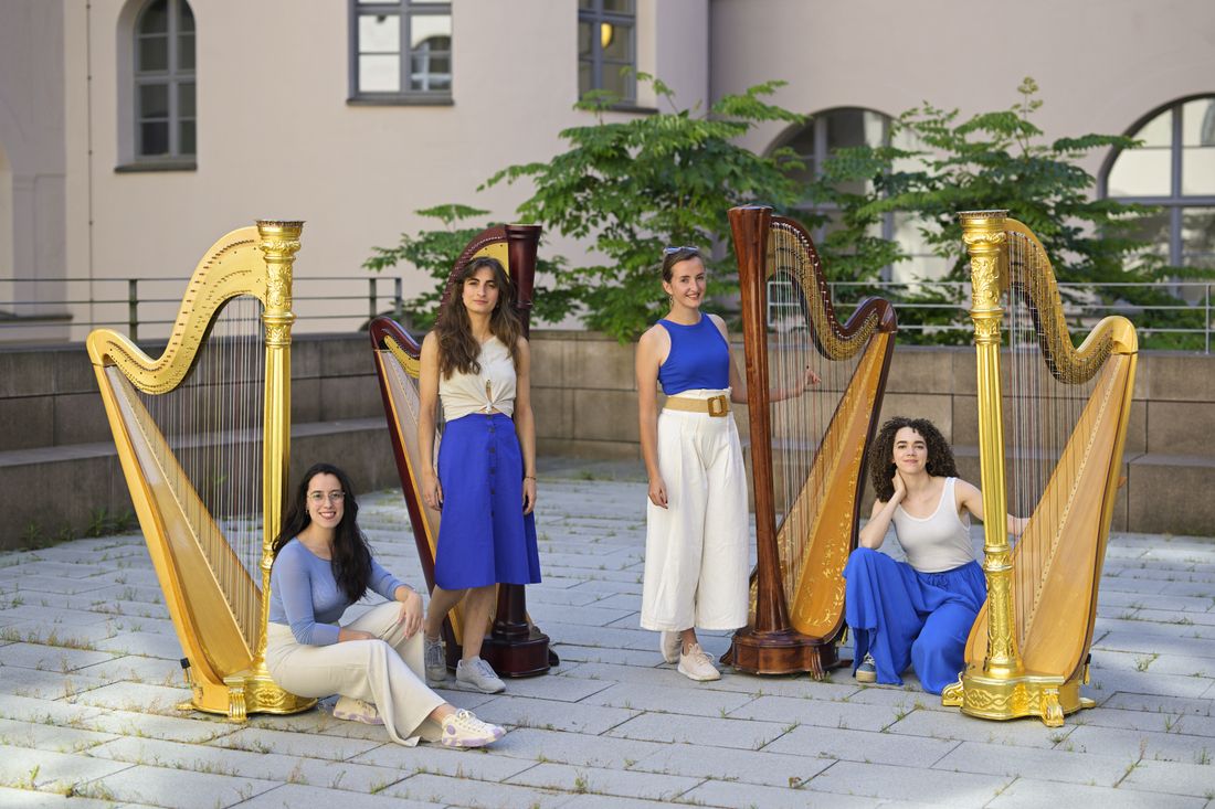 Münchner Harfenquartett-03