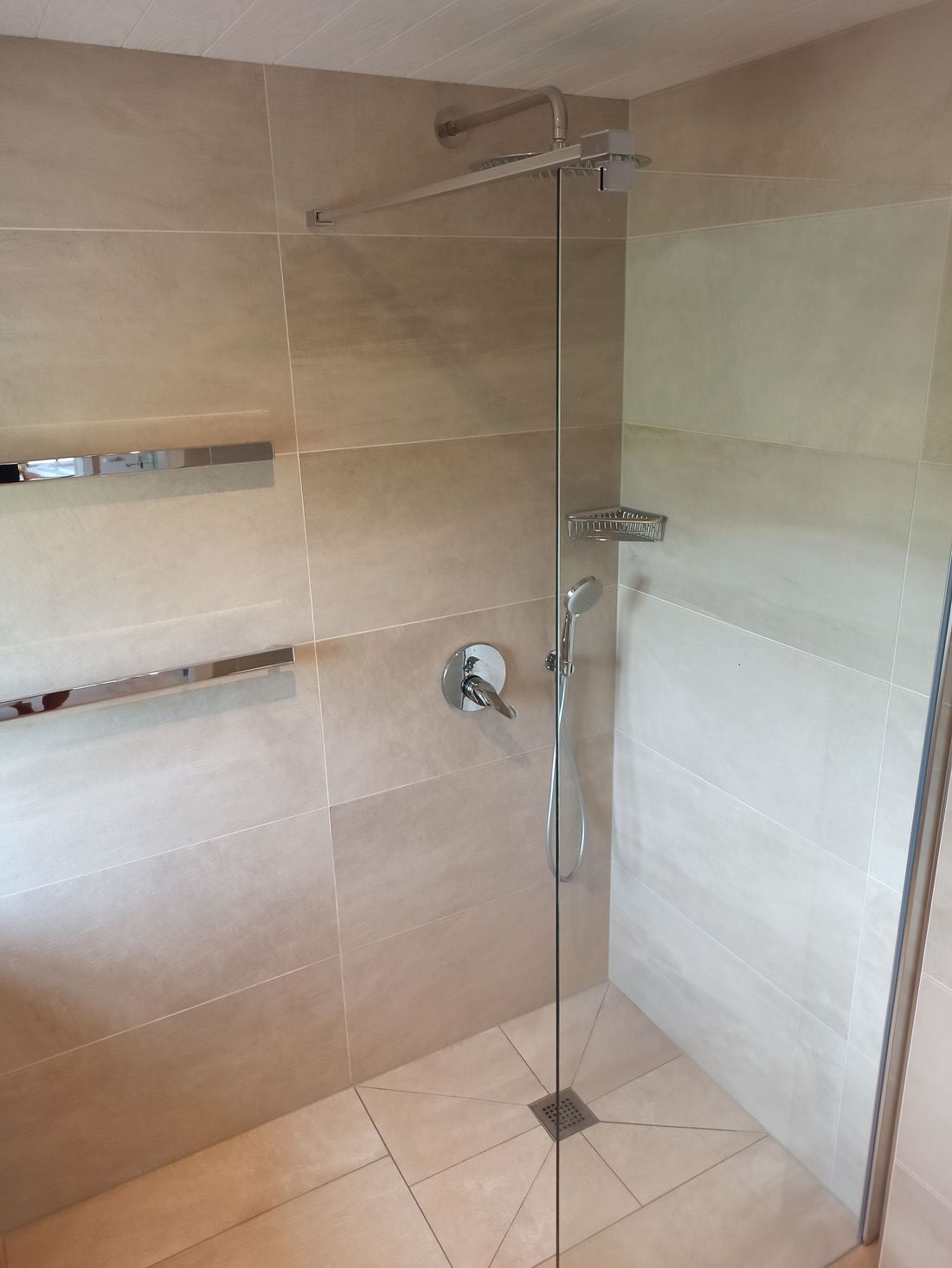 Bad Dusche