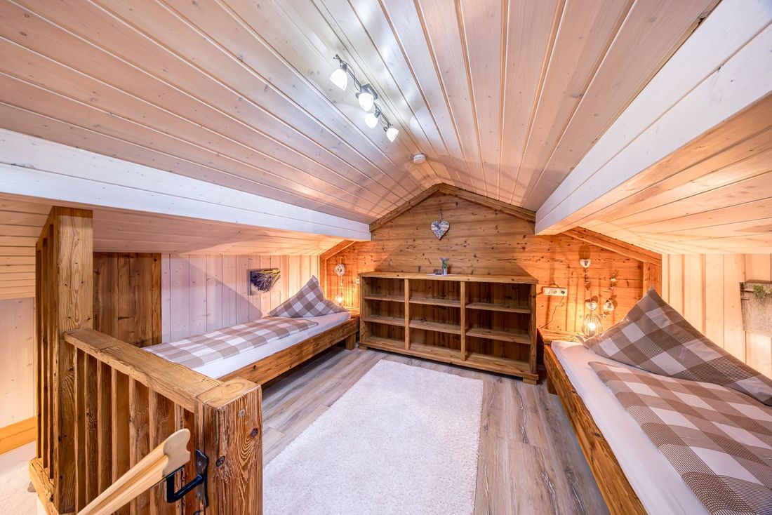 Schlafzimmer Galerie Regina Whg.