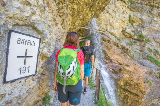Staubfall mit Landesgrenze