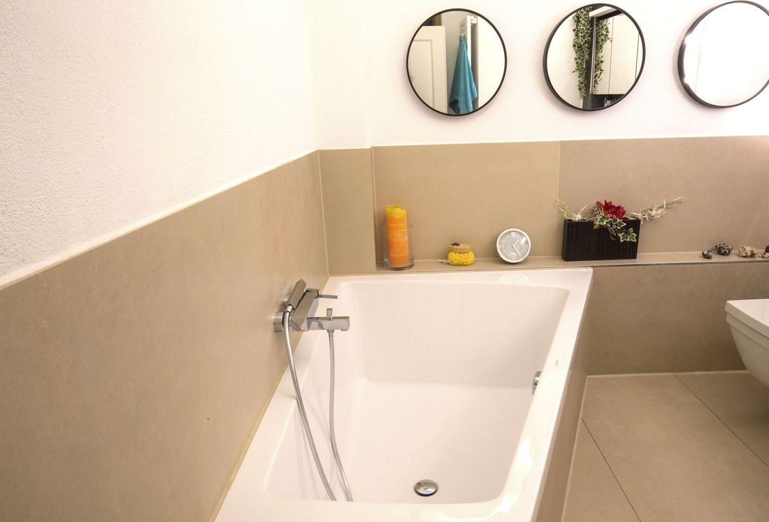 Grosse Doppelbadewanne