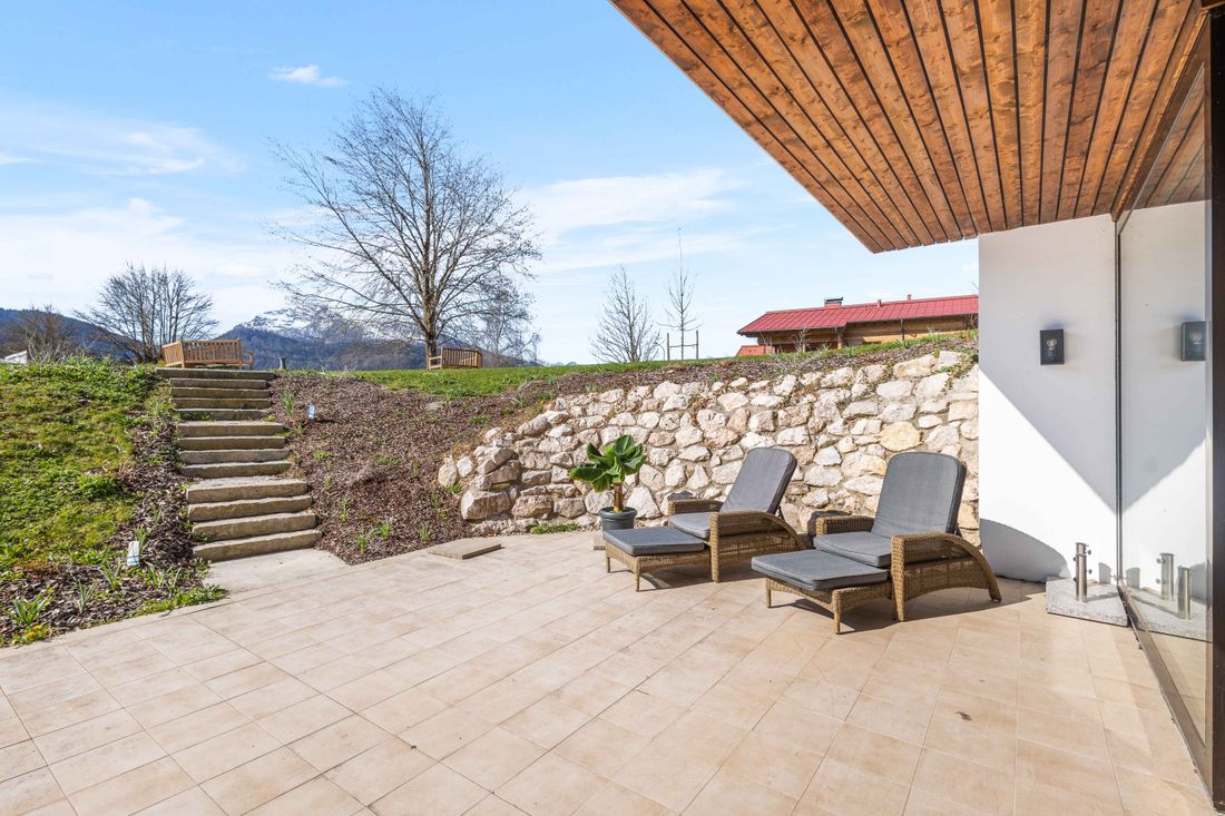 Große Sonnenterrasse Soho Mountain Chalet & Spa