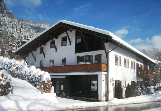 unser Haus im Winter