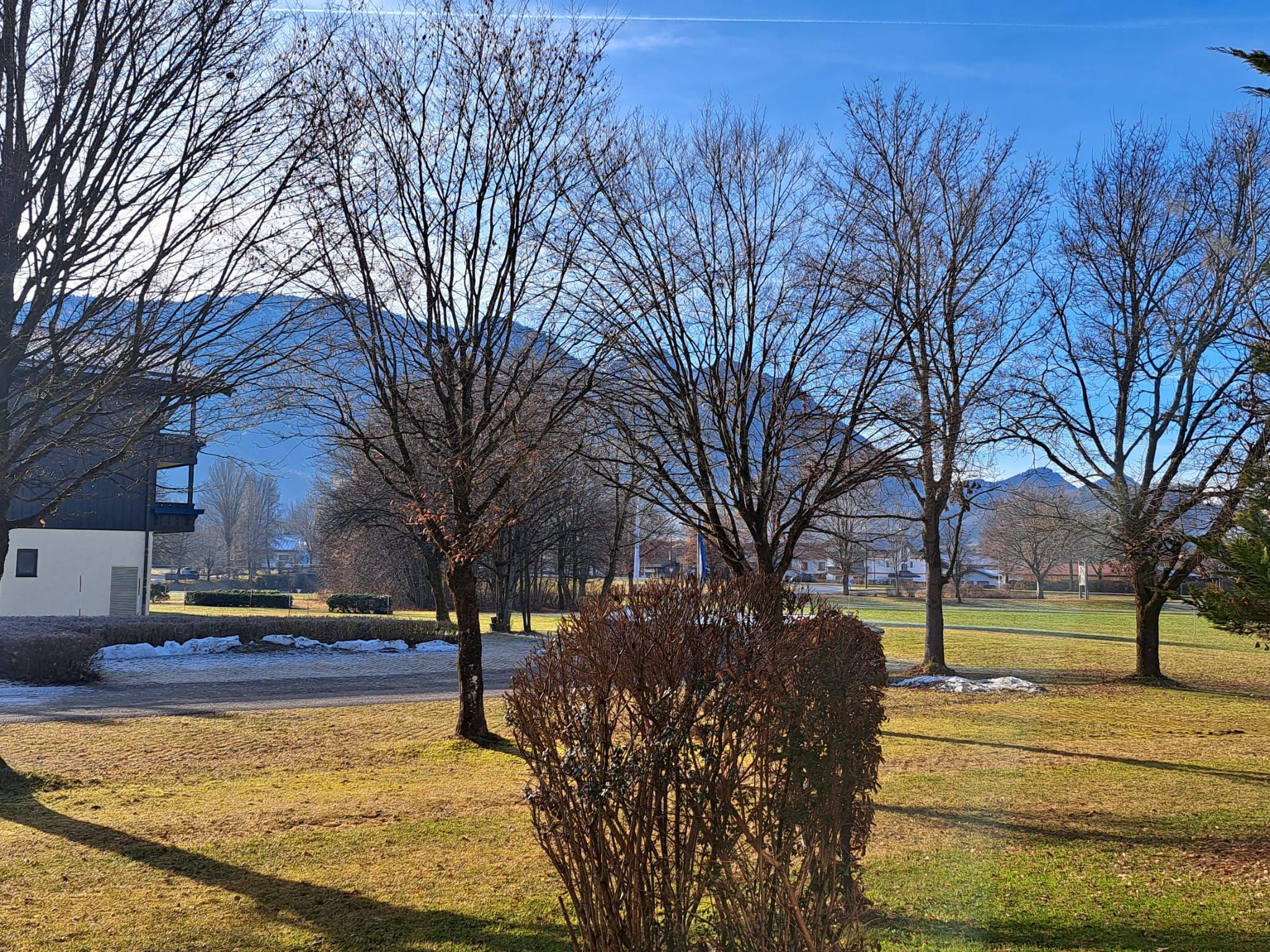 Ruhige Lage mit Bergblick