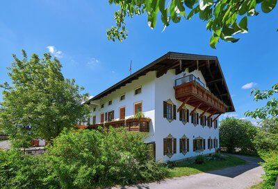 Unser Hof von aussen