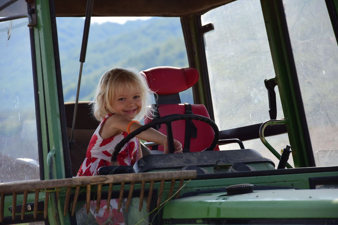 Probesitzen im Traktor