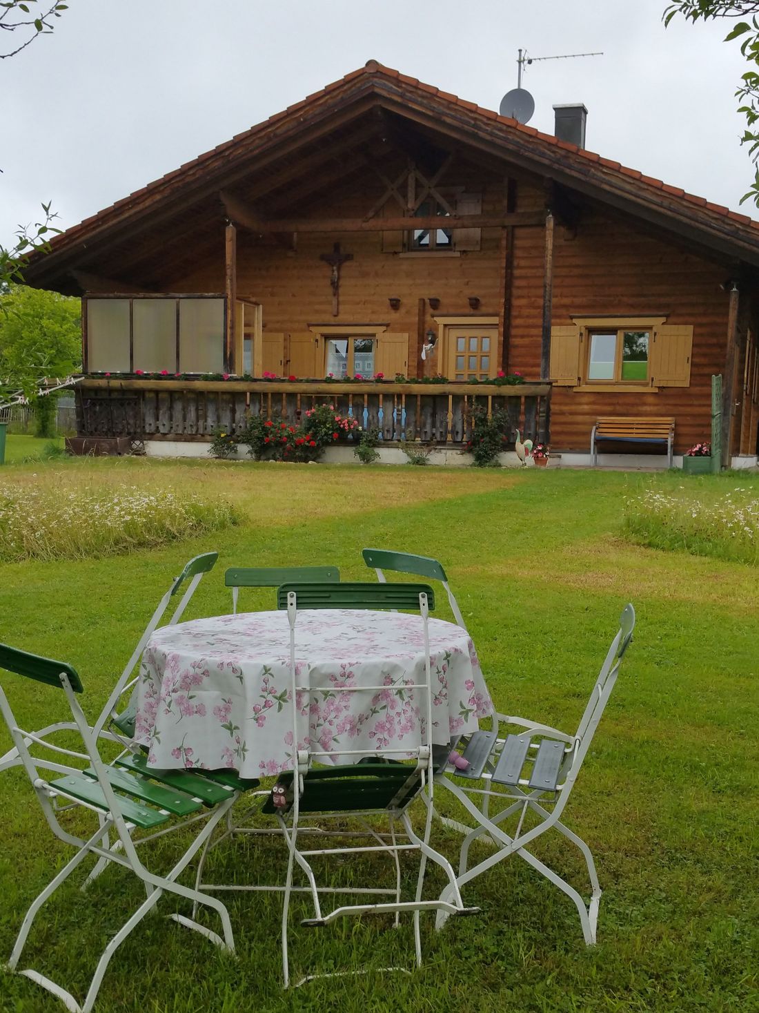 Almhütte mit Garten