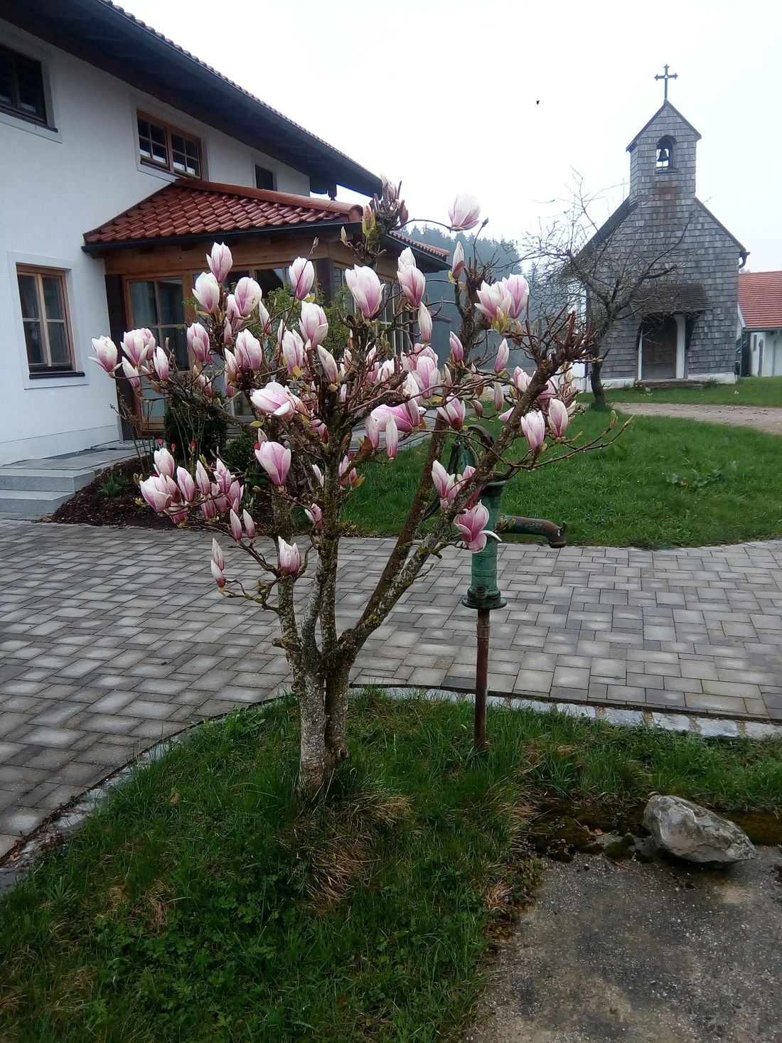 Zuhäusl mit Kapelle