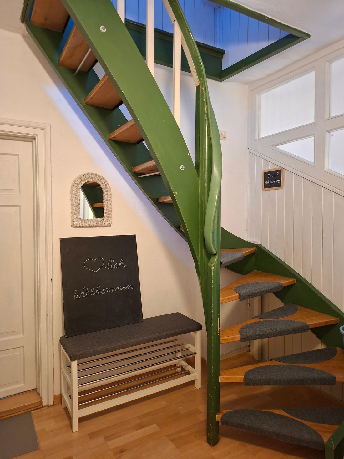 Diele/Treppe zu Fewo 3 Mansardenwohnung