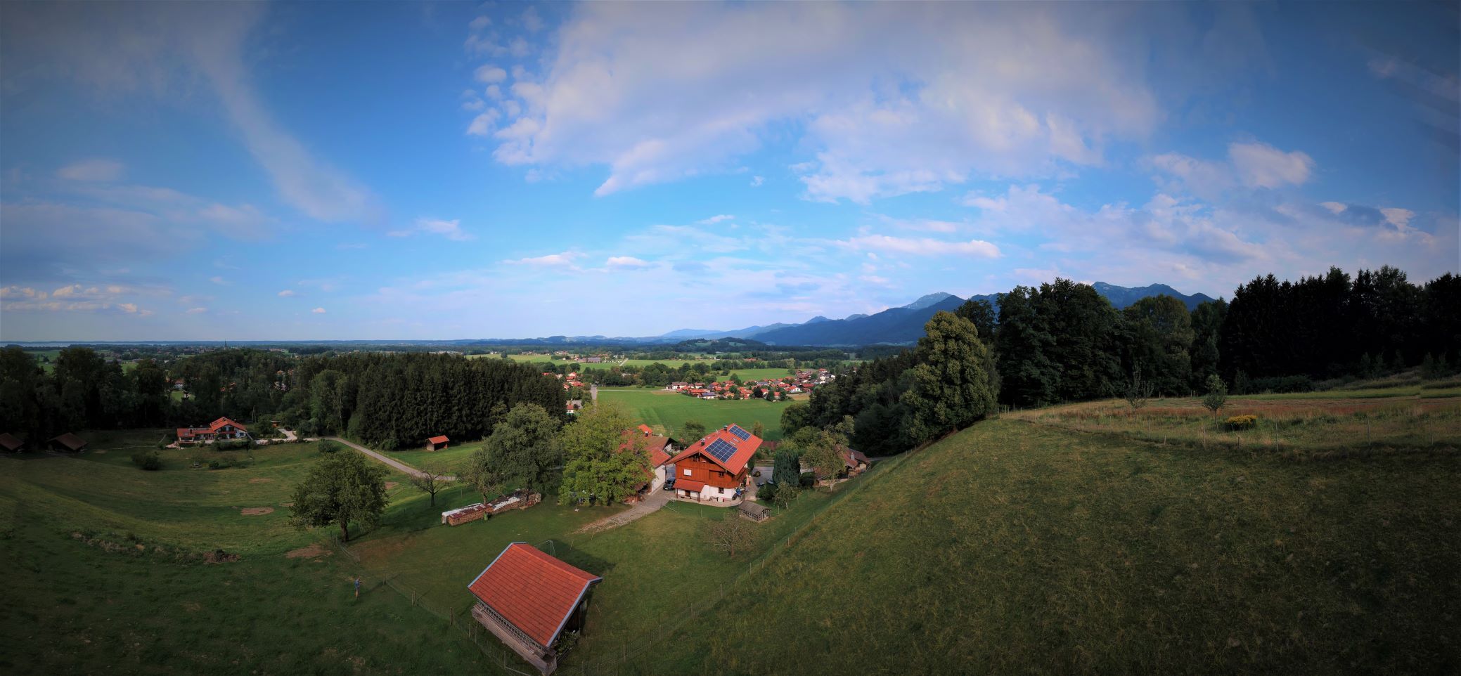 Luftaufnahme Haus mit Umgebung