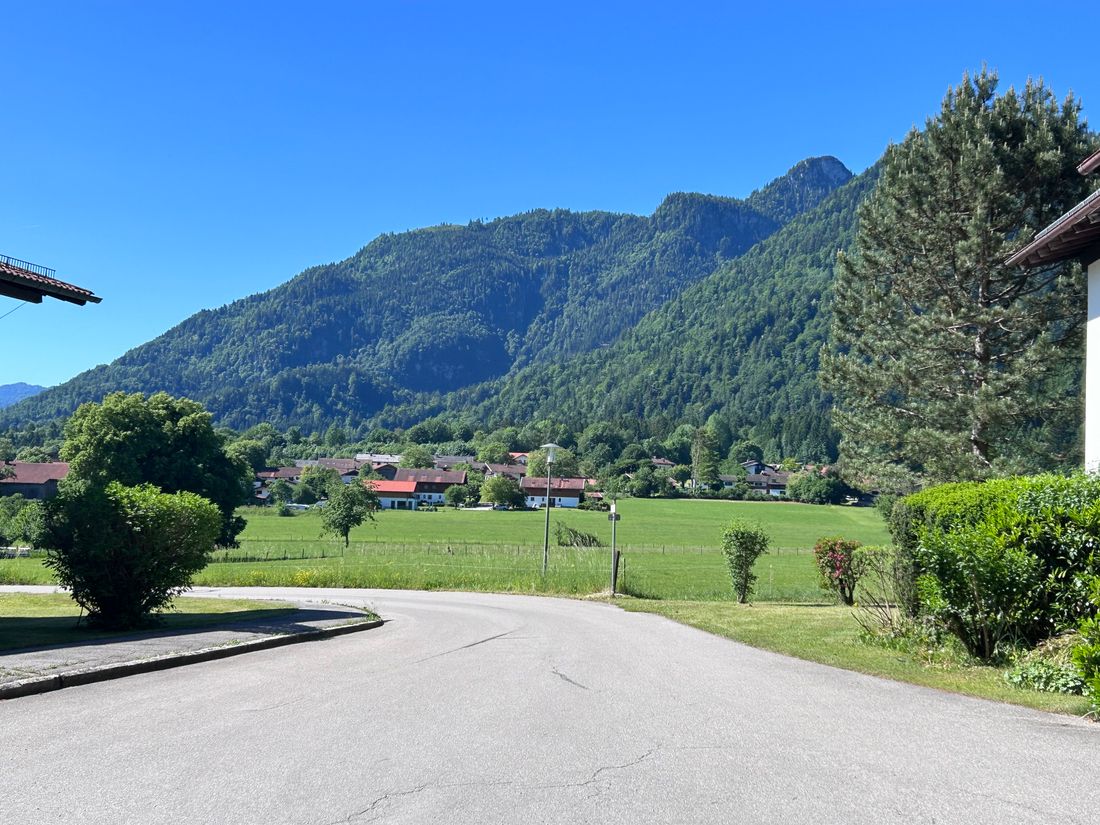 Straße zum Haus