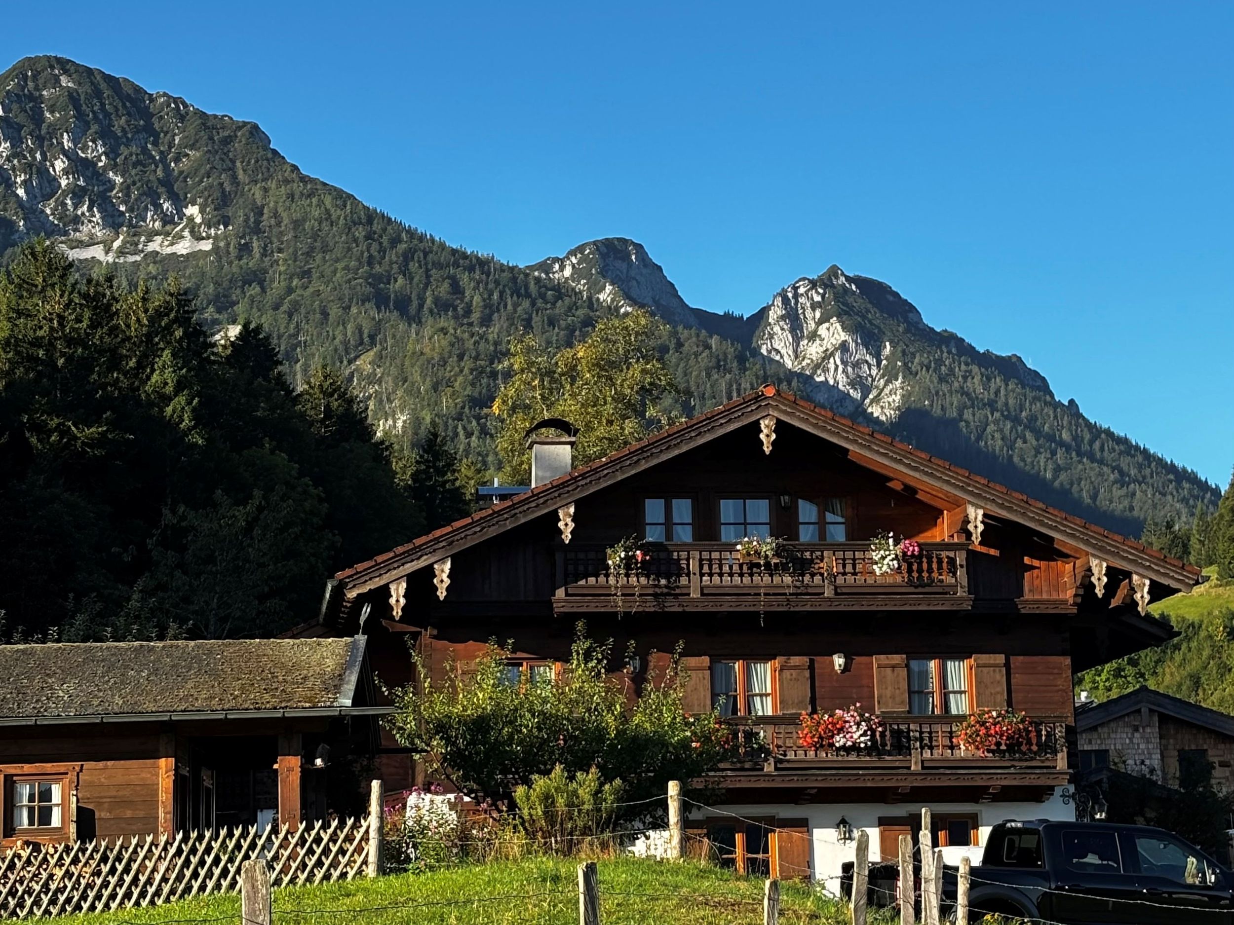 BADERHÄUSL IM SOMMER