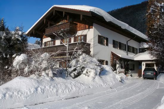 Haus Klöpping im Winter