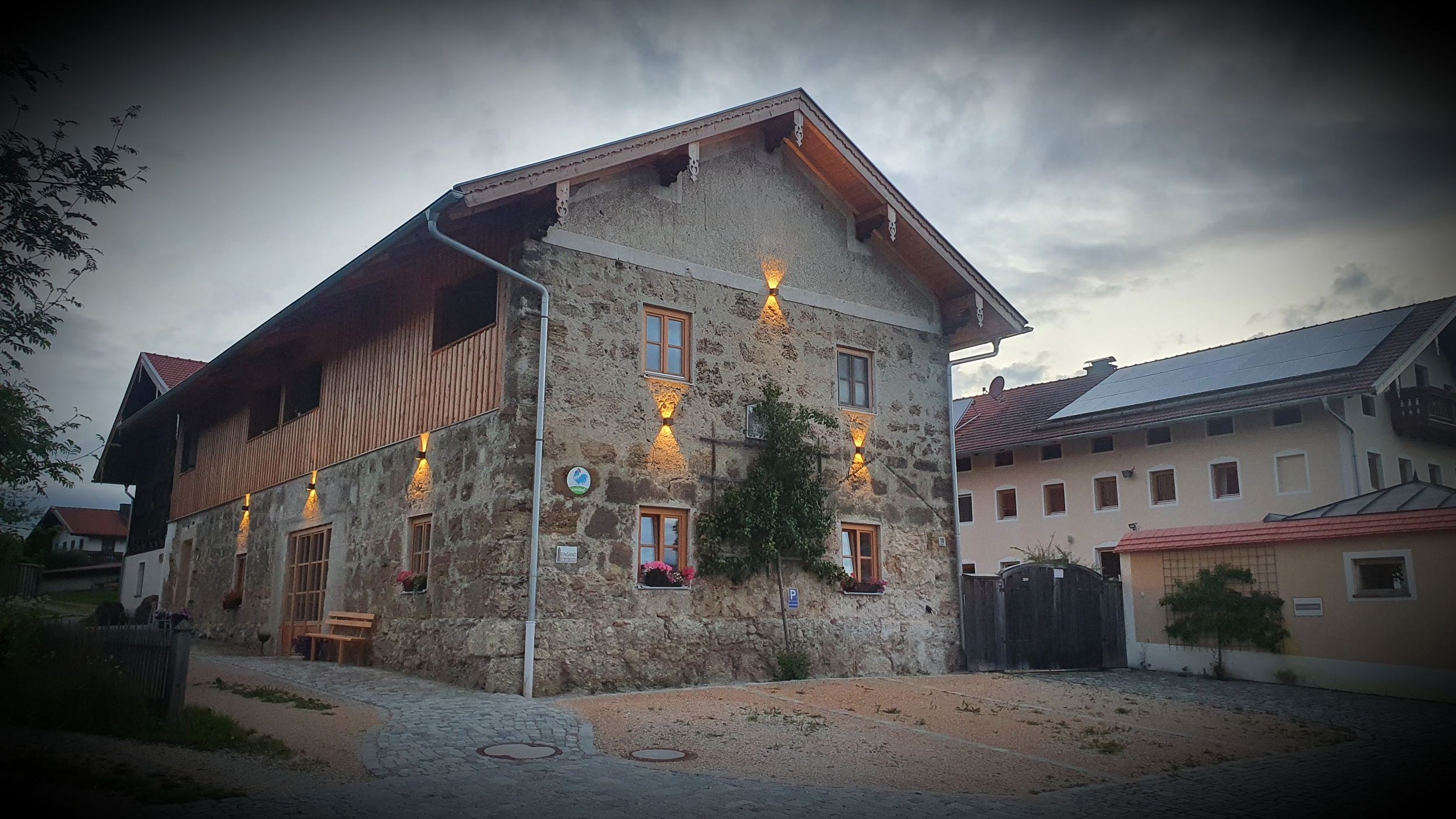 FeWo Außen am Abend