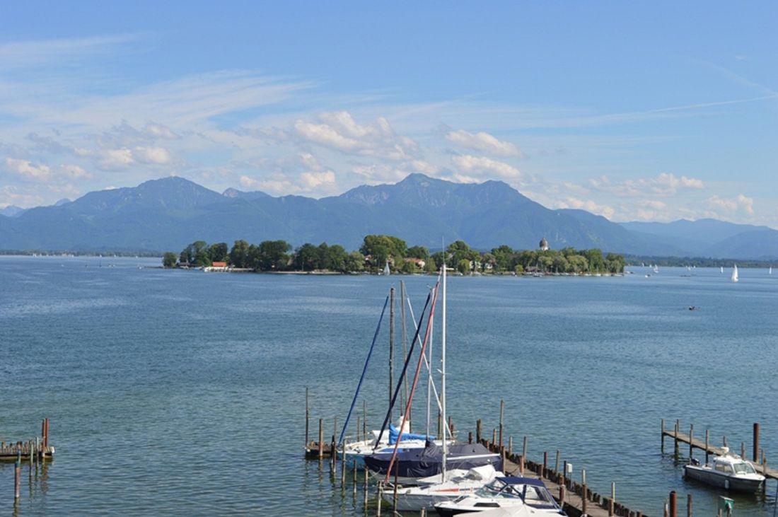 Blick zur Fraueninsel