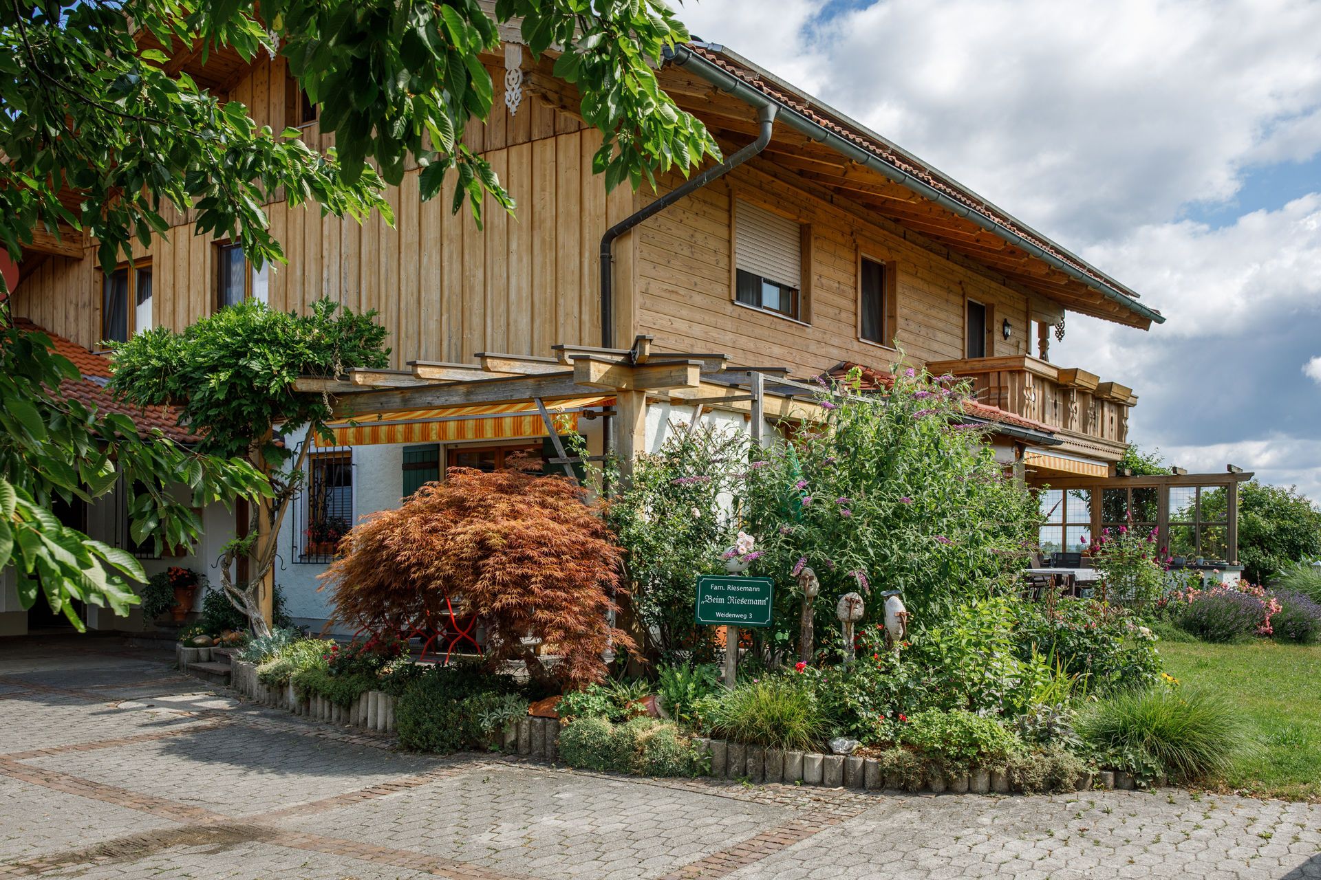 Hauseinfahrt/Eingang