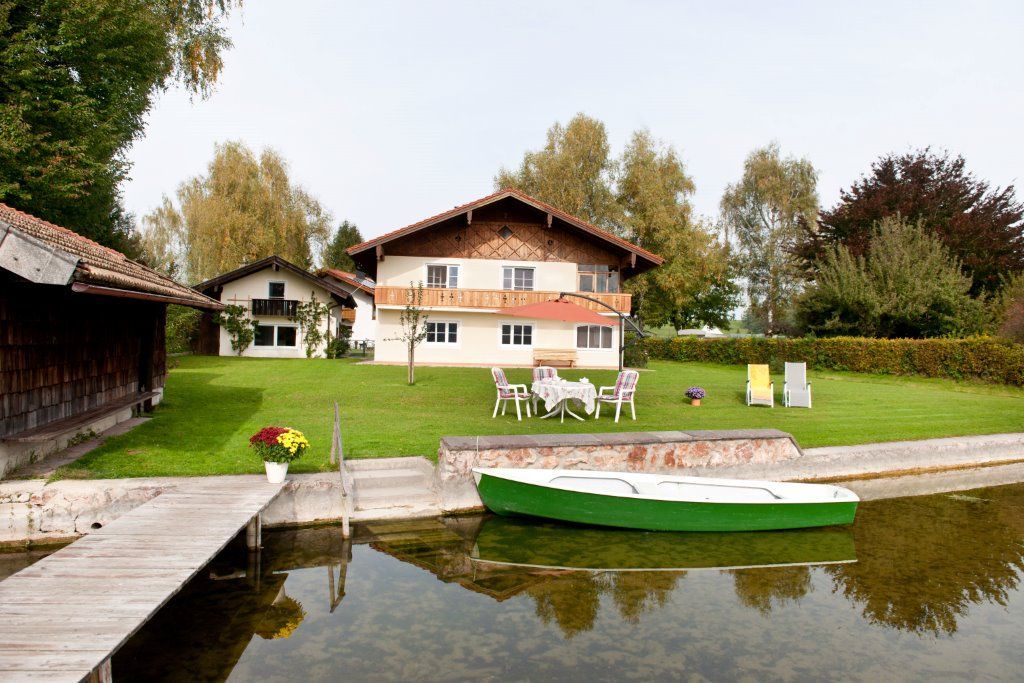See mit Ruderboot