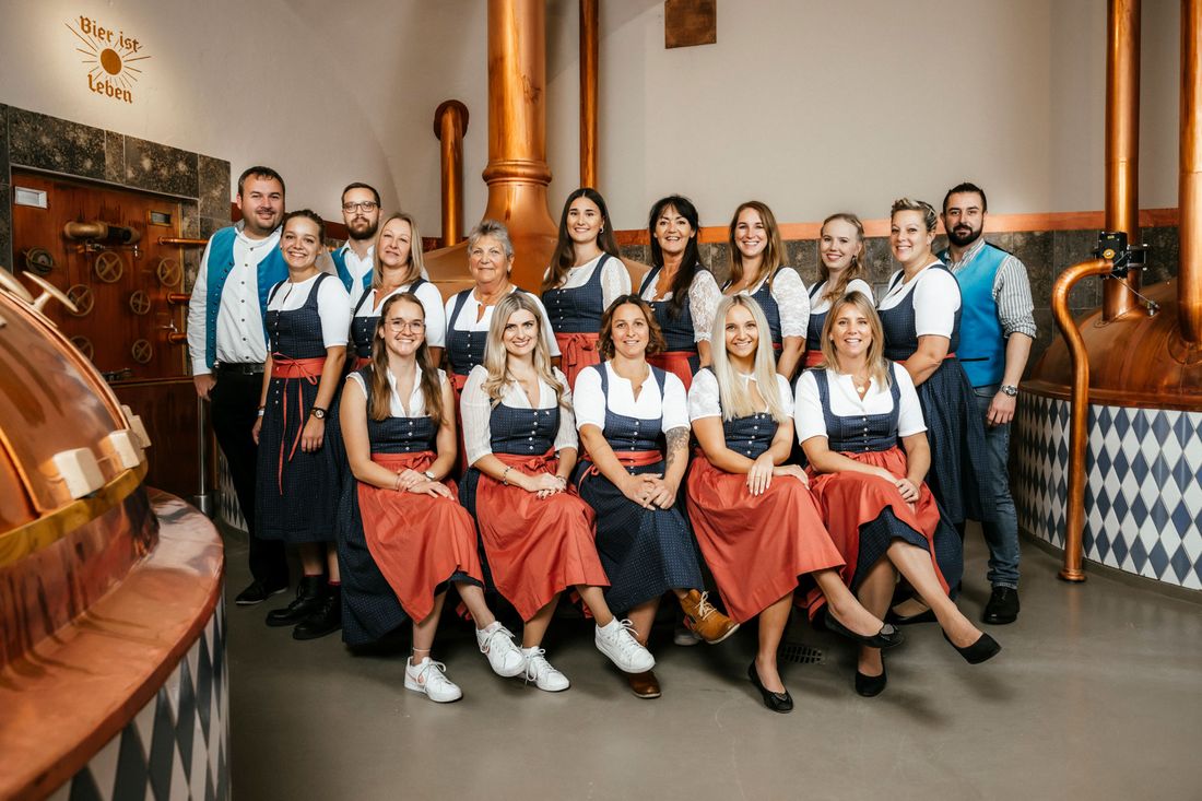 Gruppenbild der Brauereiführer und Brauereiführerinnen