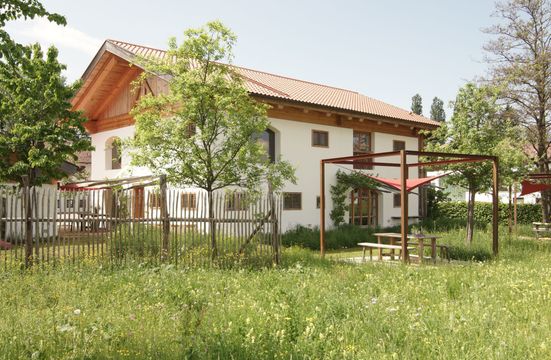 Ansitz Parstorfer Haus und Garten